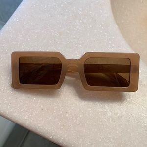 FUN VINTAGE RECTANGLE SUNGLASSES